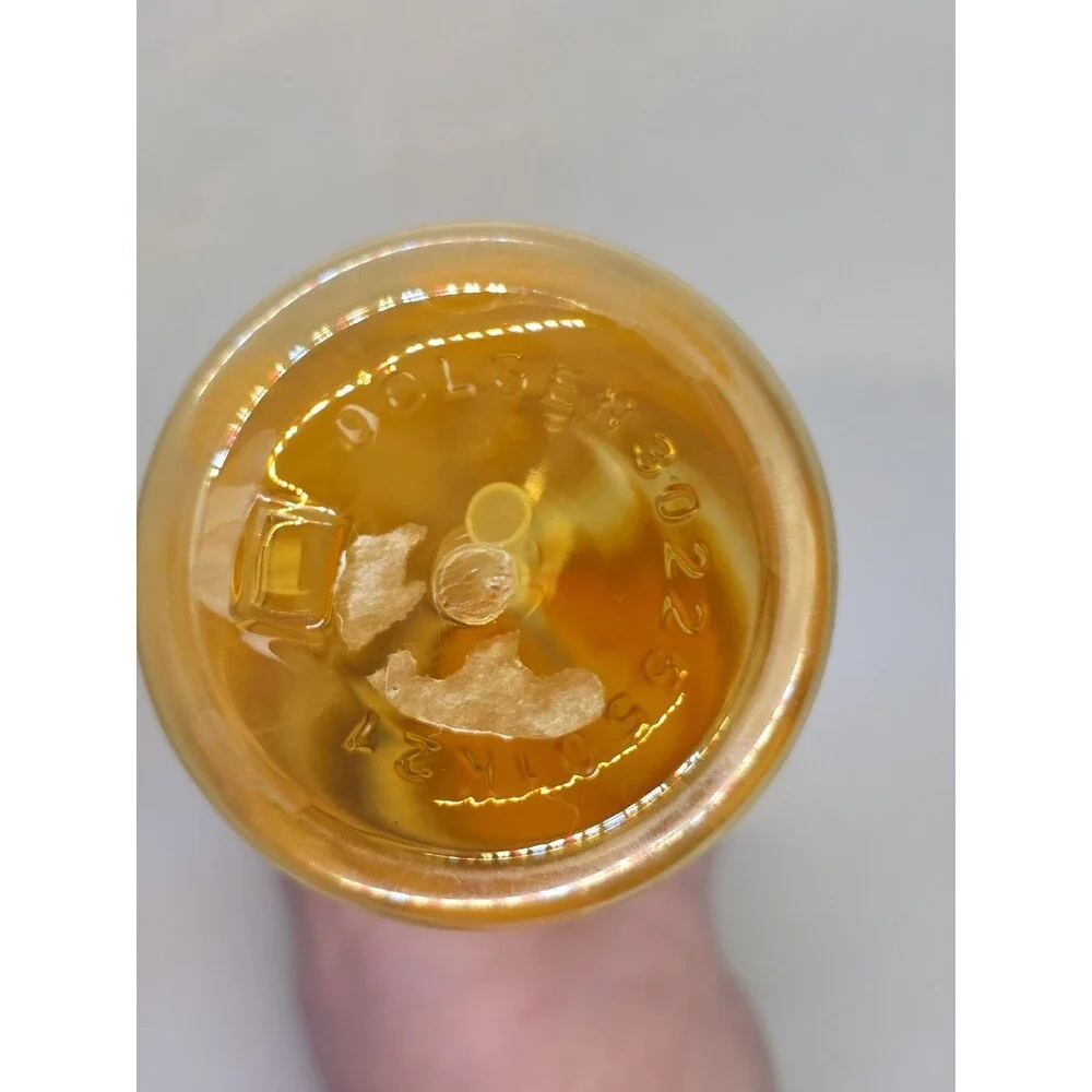 Plastic Yellow Pineapple Drink Thru Lid 20 oz. Bottle